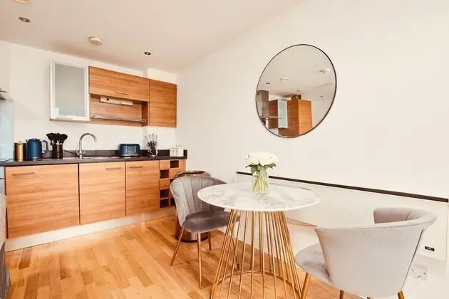 Deluxe Apart Daire, Banyolu/Duşlu