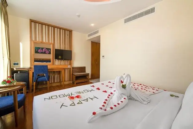 Deluxe Tek Büyük Yataklı Oda