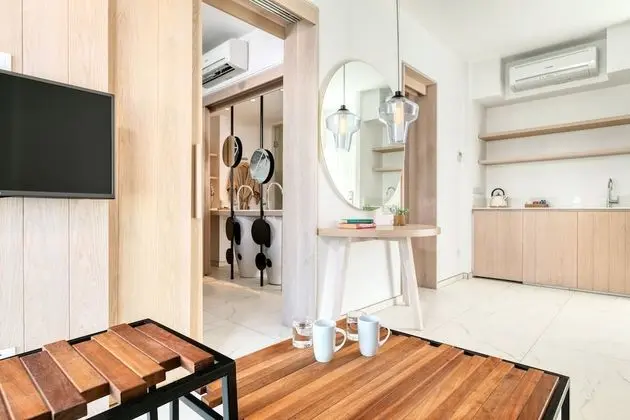Suite, 1 Bedroom, Partial Sea View Double Bed