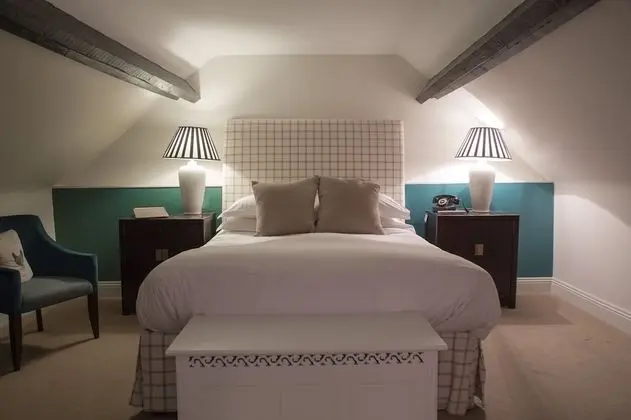 Comfort Tek Büyük Yataklı Oda
