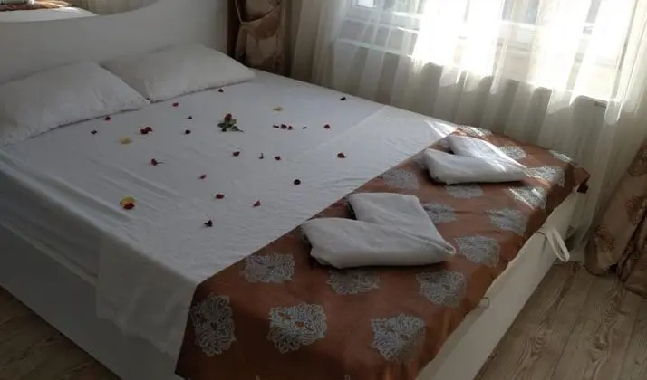 1+1 Deniz Manzaralı Daire