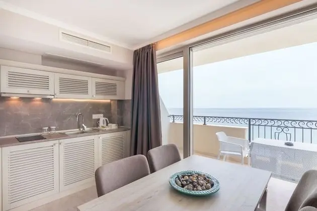 Süit, Deniz Manzaralı