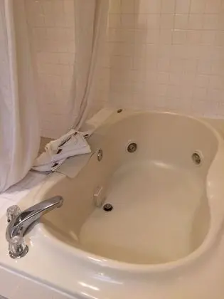 King Room with Spa tub