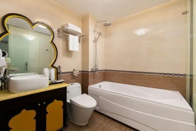 Deluxe Tek Büyük veya İki Ayrı Yataklı Oda