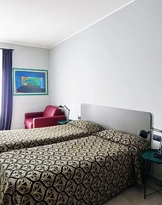 Classic Tek Büyük Yataklı Oda