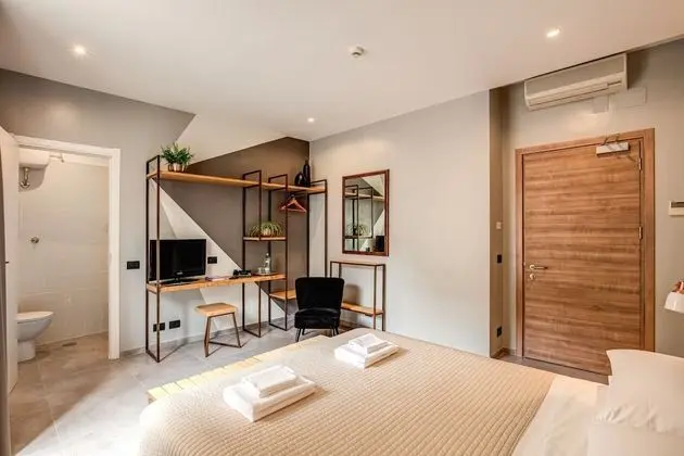 Classic Tek Büyük Yataklı Oda