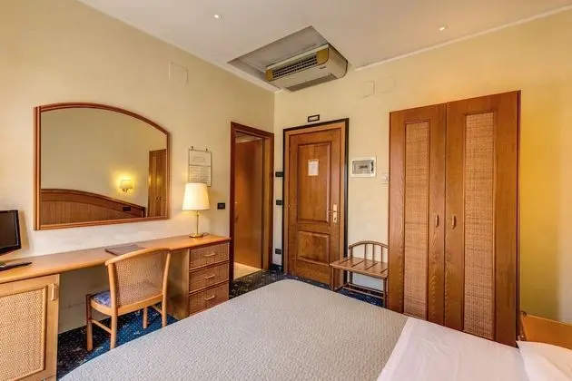 Superior Tek Büyük veya İki Ayrı Yataklı Oda, Balkon