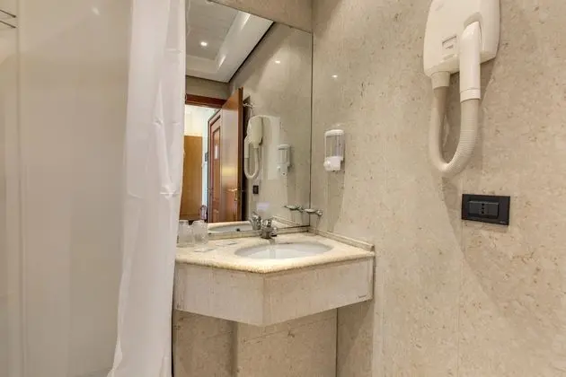 Superior Tek Büyük veya İki Ayrı Yataklı Oda, Balkon