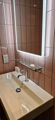Tek Büyük veya İki Ayrı Yataklı Oda, Deniz Manzaralı, Denize Bakan