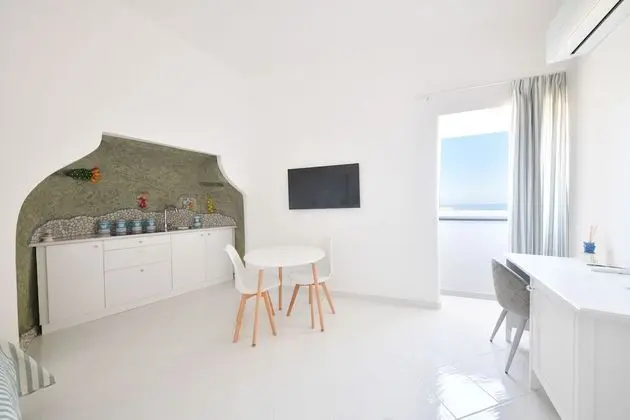 Deluxe Stüdyo Süit, Küçük Mutfak