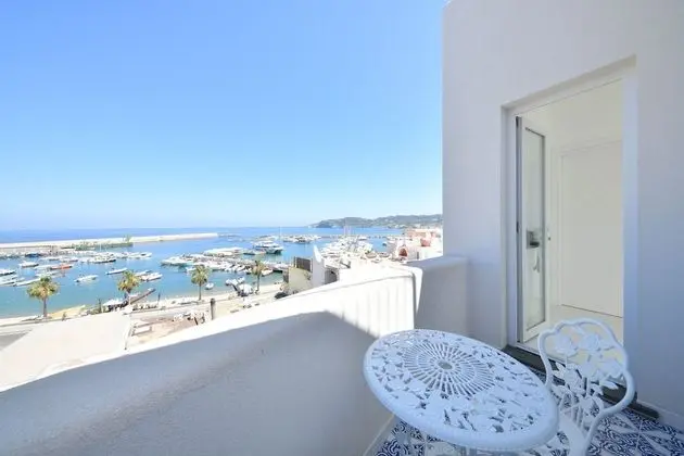 Deluxe Tek Büyük Yataklı Oda, Balkon, Deniz Manzaralı