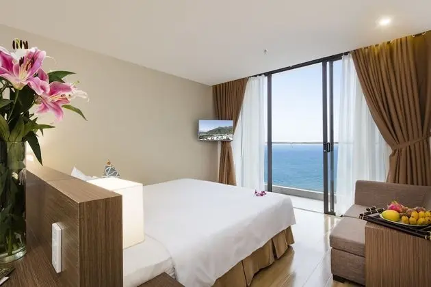 Executive Tek Büyük veya İki Ayrı Yataklı Oda, Balkon, Deniz Manzaralı