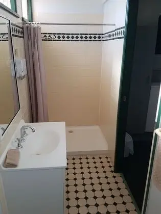 Standard Oda, Sigara İçilmez