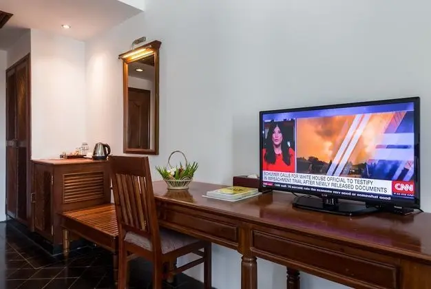 Deluxe Tek Büyük Yataklı Oda