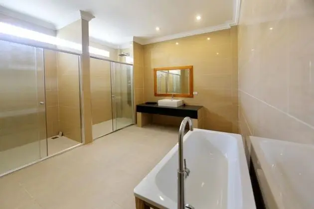 Royal Süit, 1 En Büyük (King) Boy Yatak, Resort Manzaralı, Bahçeli