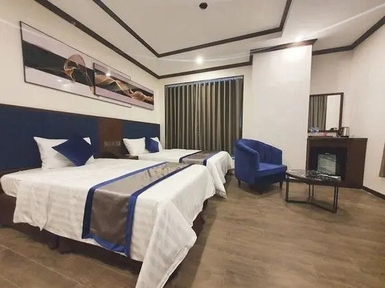 Üç Kişilik Oda