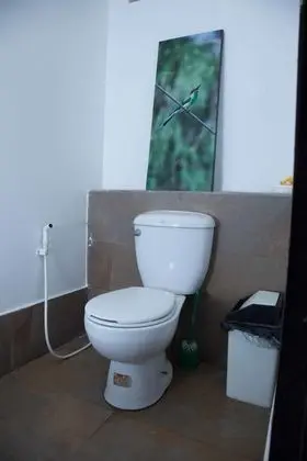 Tek Kişilik Oda, Ortak Banyo