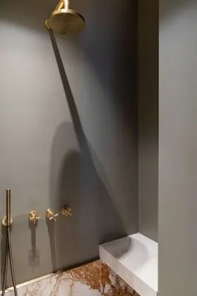 Exclusive Stüdyo Süit