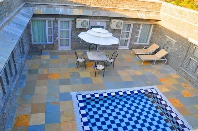 Super Deluxe Room with Shared Pool