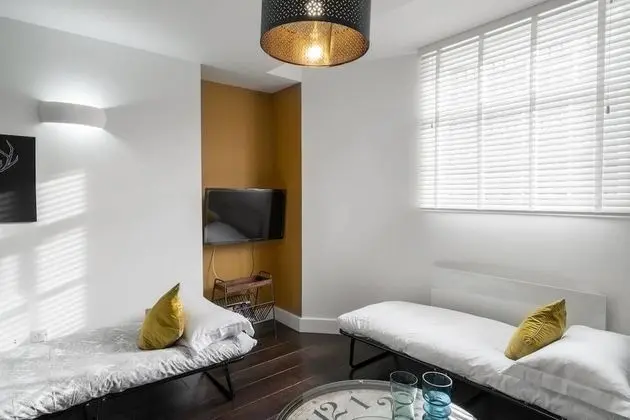 Executive Apartment, 1 Bedroom (Flat 4)