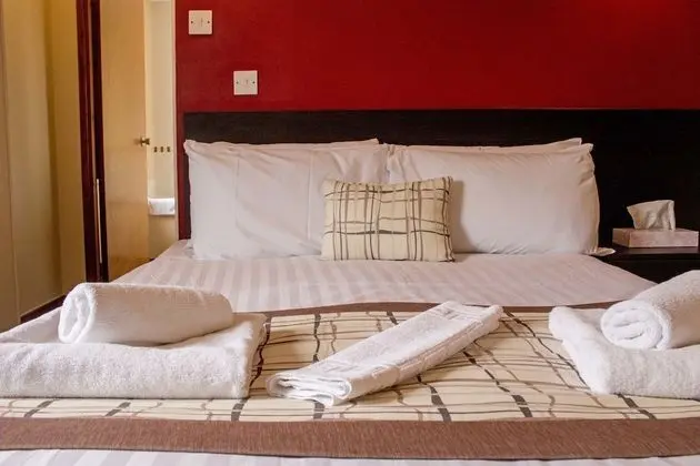 Standard Tek Büyük Yataklı Oda