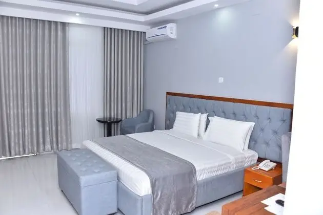 Deluxe Tek Büyük Yataklı Oda, 1 Büyük (Queen) Boy Yatak, Göl Manzaralı