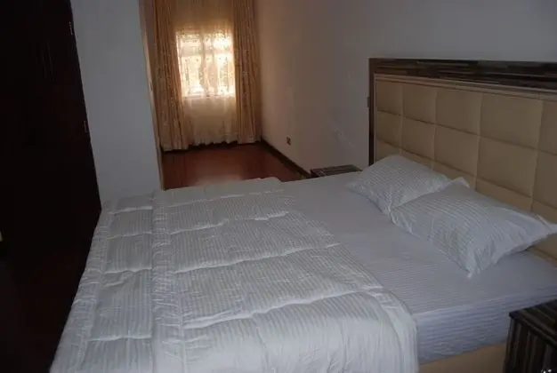 Deluxe Oda, Sigara İçilmez