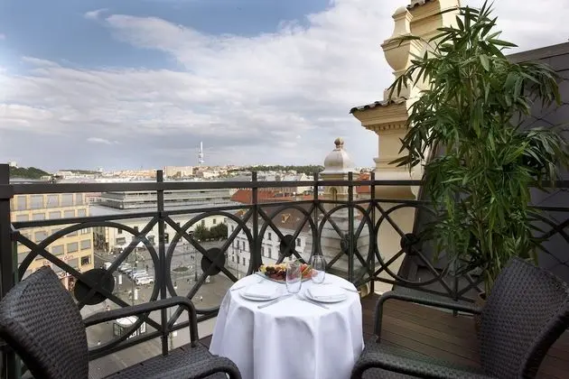 Tower Duplex Suite (Free SPA entrance & Executive Lounge)