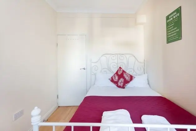 Standard Apart Daire, Özel Banyo (1)