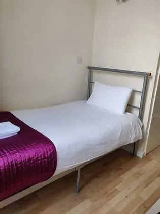 Tek Kişilik Oda, Banyolu/Duşlu