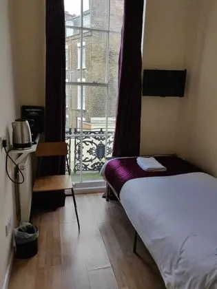 Tek Kişilik Oda, Banyolu/Duşlu