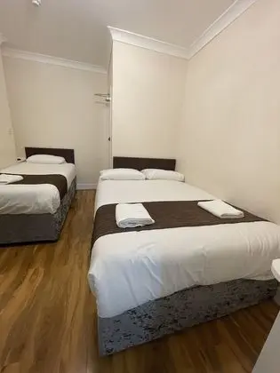 Üç Kişilik Oda