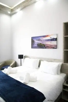 Standard Tek Büyük Yataklı Oda