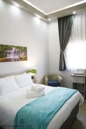 Standard Tek Büyük Yataklı Oda