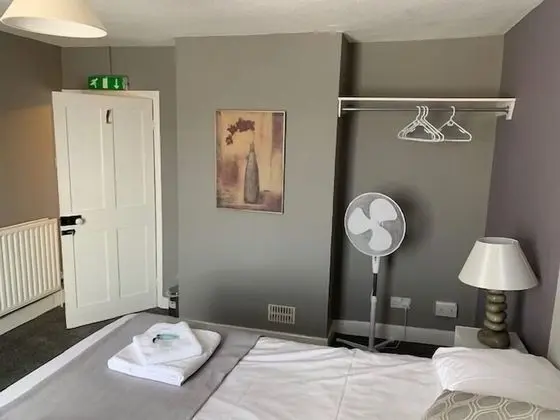 Standard Tek Büyük Yataklı Oda, Banyolu/Duşlu