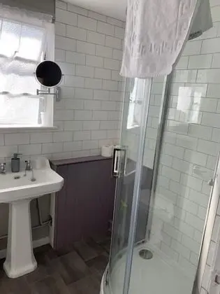 Standard Tek Büyük Yataklı Oda, Banyolu/Duşlu