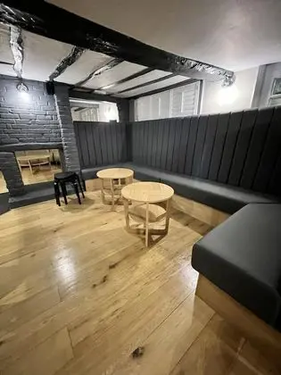 Exclusive Ev, Özel Banyo, Bahçe Manzaralı (The Kings Head )