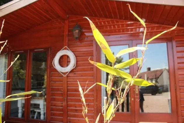 Apart Daire, Özel Banyo (Self Contained Cabin)