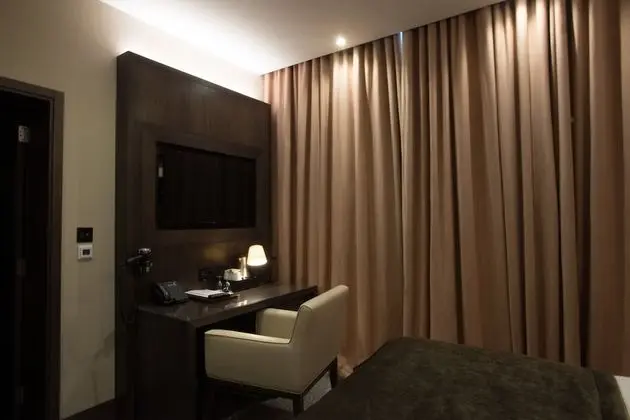 Deluxe Tek Büyük veya İki Ayrı Yataklı Oda