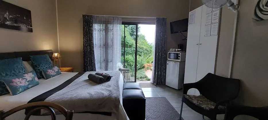 Queen Room