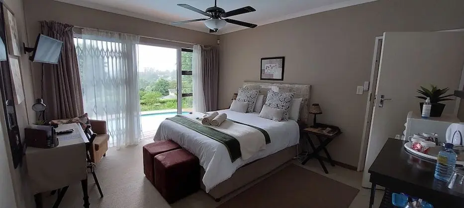 Queen Room