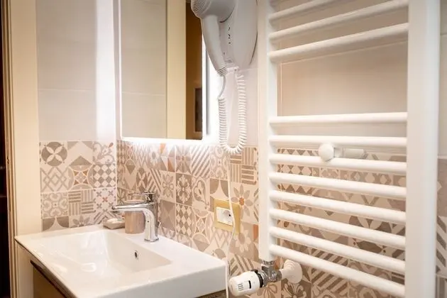 Classic Üç Kişilik Oda