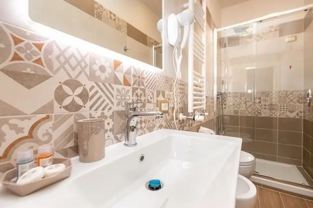 Classic Üç Kişilik Oda