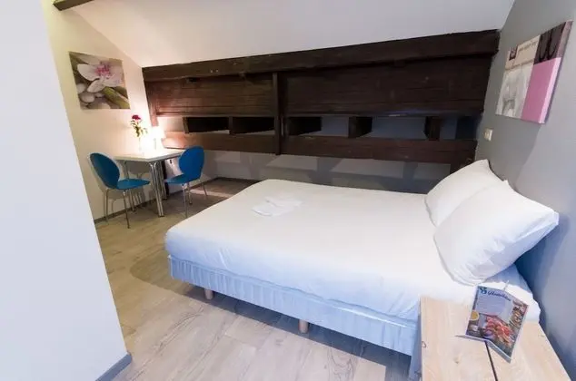 Economy Tek Büyük Yataklı Oda (Hostel)