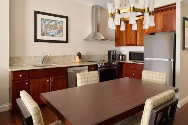 Deluxe Süit, 1 Yatak Odası, Resort Manzaralı (1 King Bed with Sofabed)