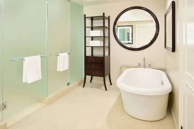 Deluxe Süit, 1 Yatak Odası, Resort Manzaralı (1 King Bed with Sofabed)