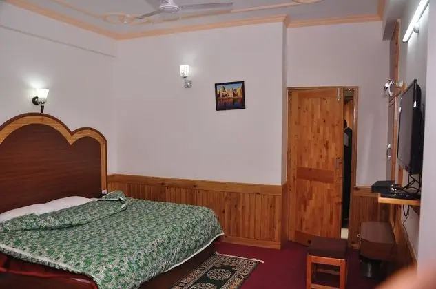 Family Tek Büyük Yataklı Oda, 2 Çift Kişilik Yatak
