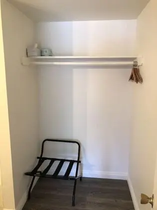 Basic Oda, 1 En Büyük (King) Boy Yatak, Şehir Manzaralı