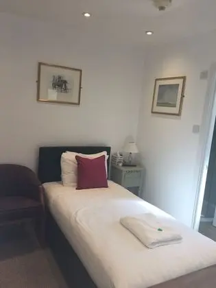 Standard Tek Kişilik Oda