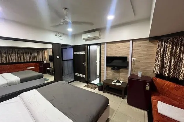 Deluxe Tek Büyük Yataklı Oda, Şehir Manzaralı